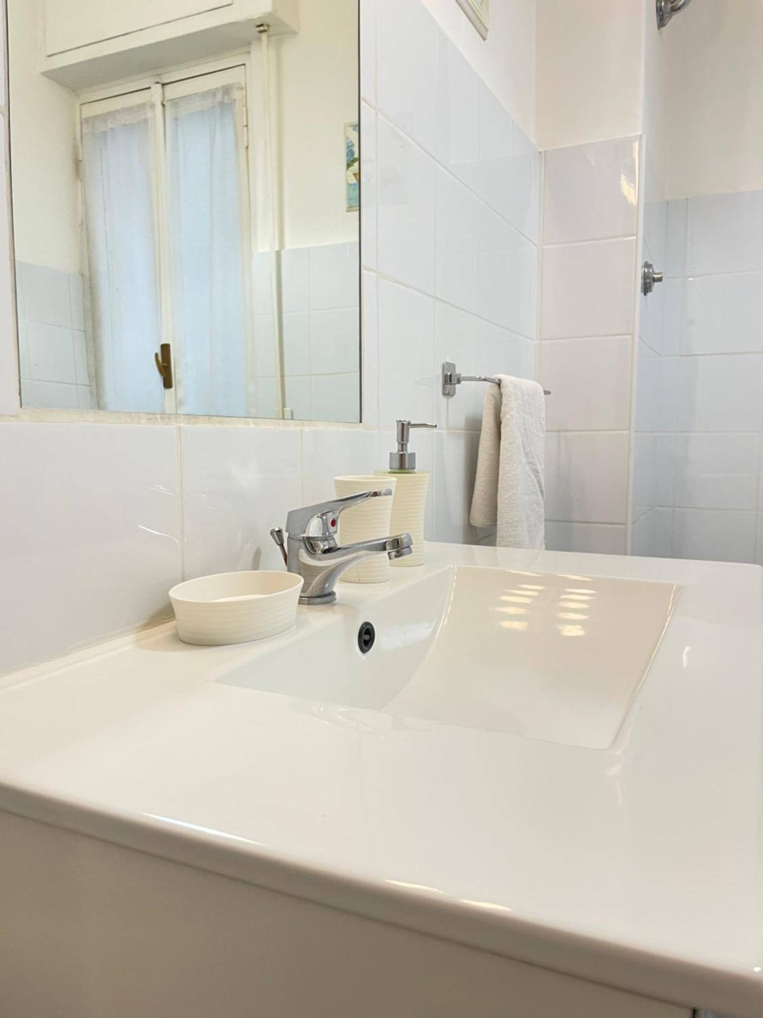 Forty1 Apartment Near Metro Cipro 罗马 外观 照片