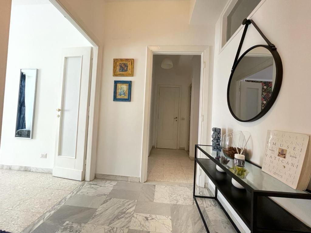 Forty1 Apartment Near Metro Cipro 罗马 外观 照片